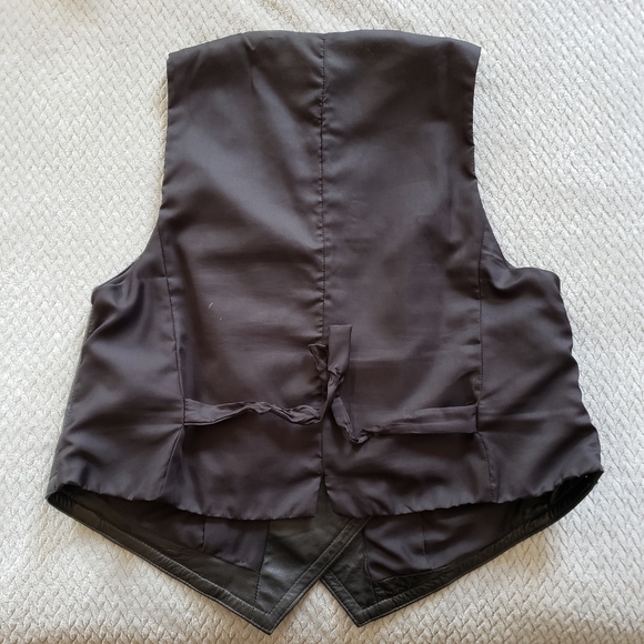 Vintage Black Leather Vest by August Max - Picture 3 of 9
